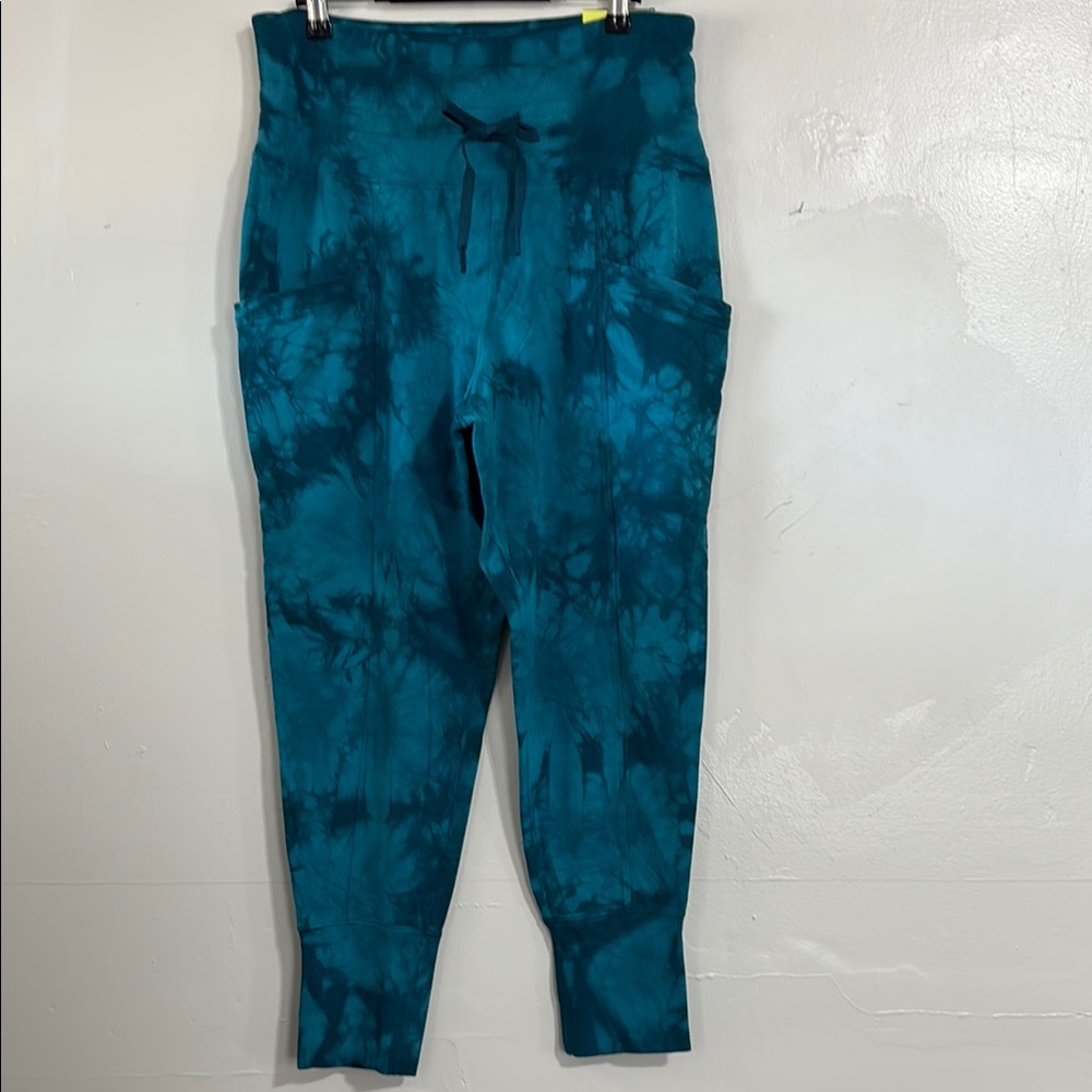 NWT women’s Joggers